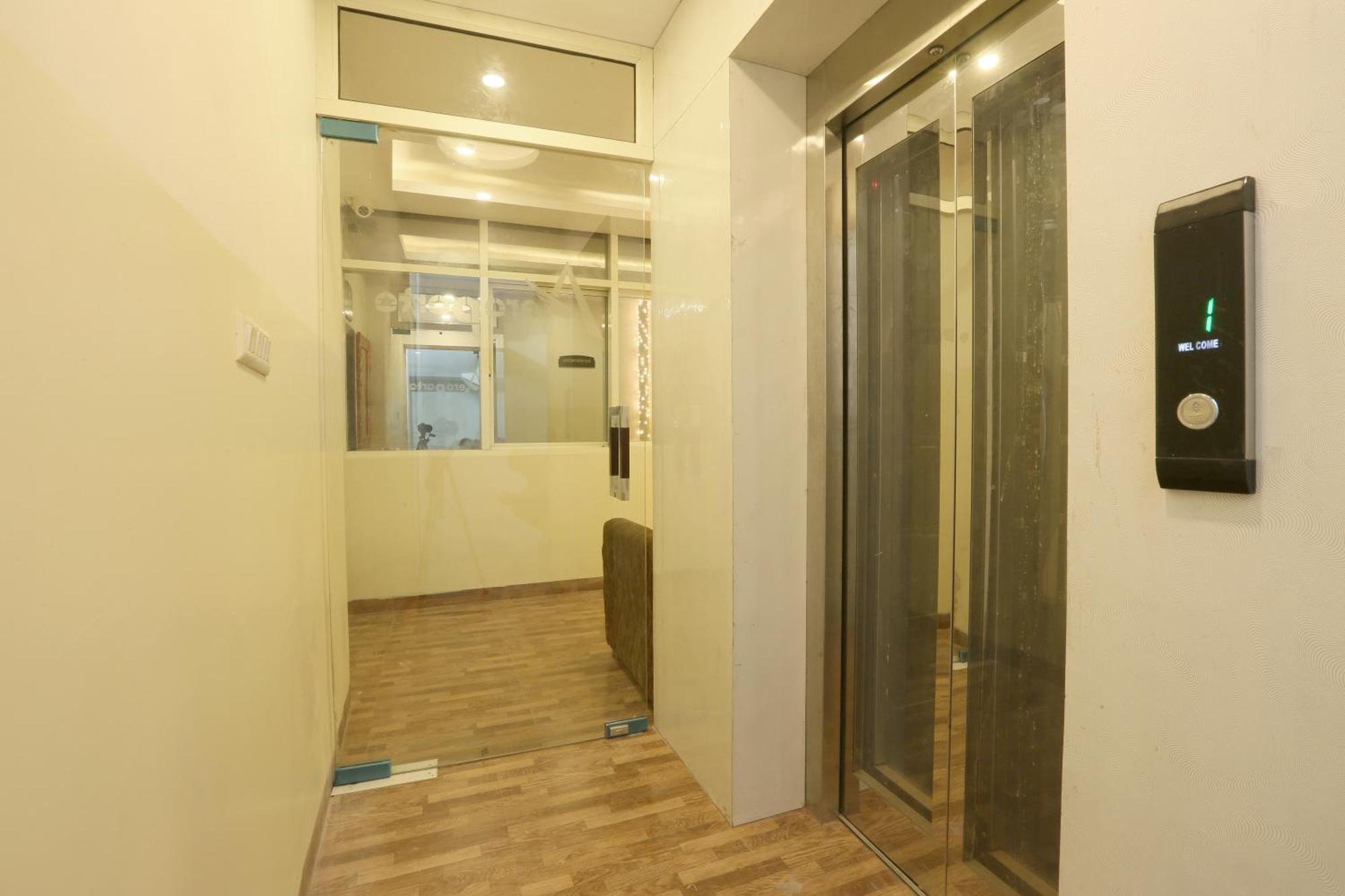 לינה וארוחת בוקר ניו דלהי Plazzo Prime Plaza At Delhi Airport מראה חיצוני תמונה