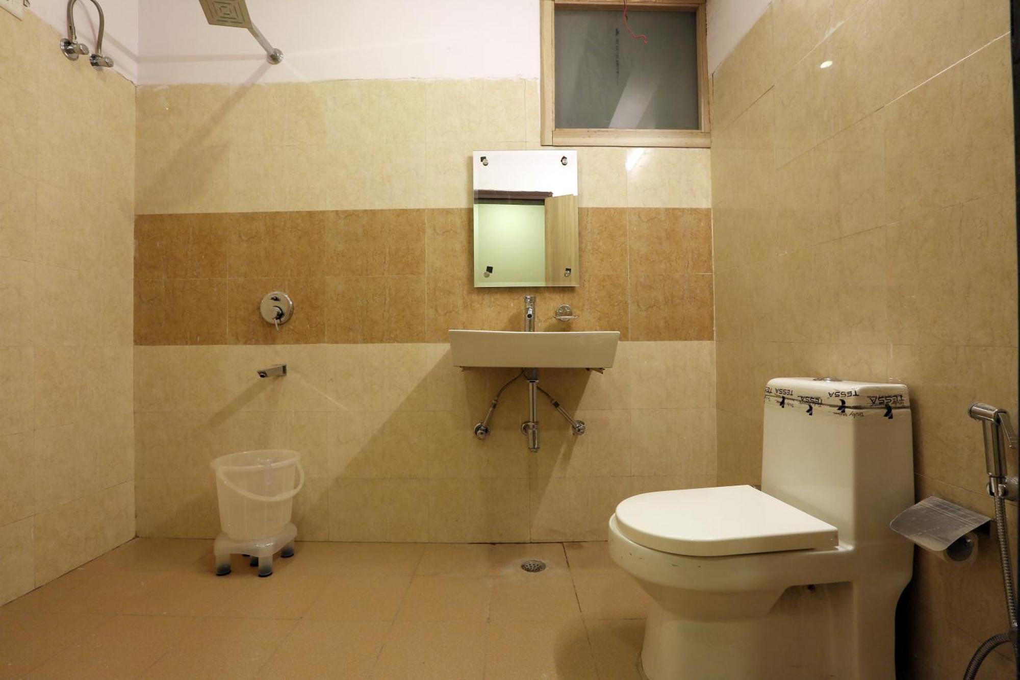 לינה וארוחת בוקר ניו דלהי Plazzo Prime Plaza At Delhi Airport מראה חיצוני תמונה